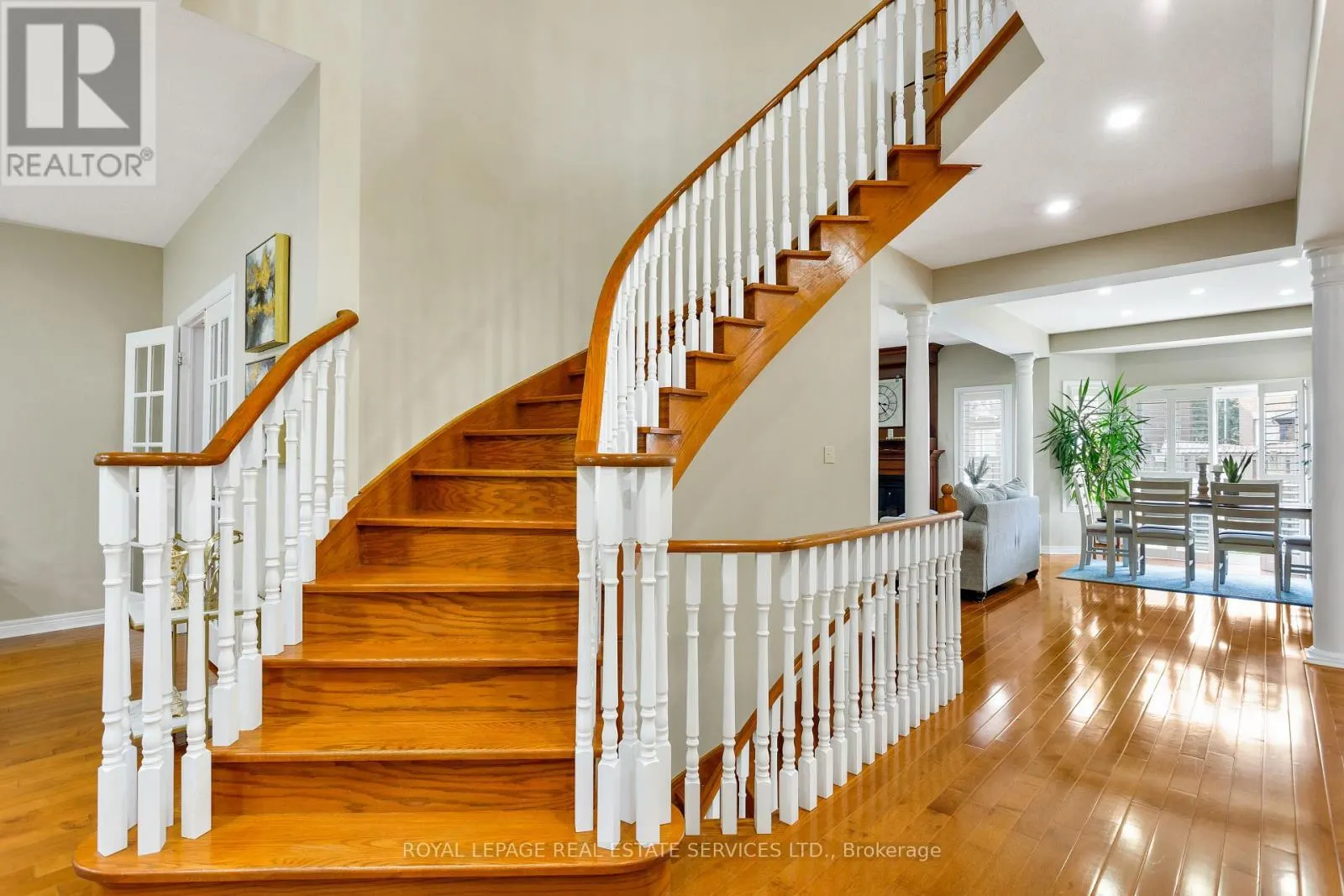 3137 COUNTESS CRESCENT