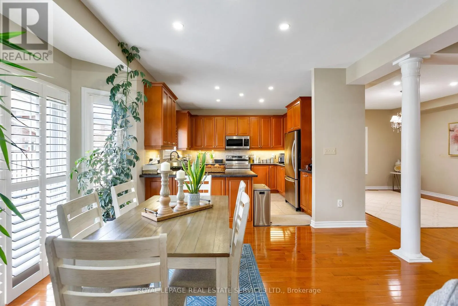 3137 COUNTESS CRESCENT