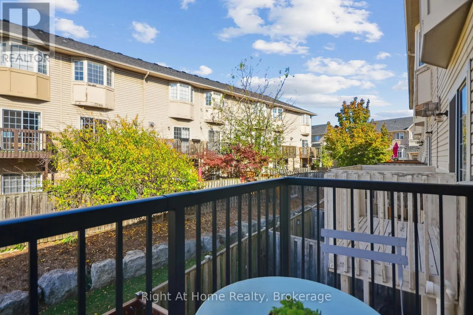 34 - 5080 FAIRVIEW STREET, #34