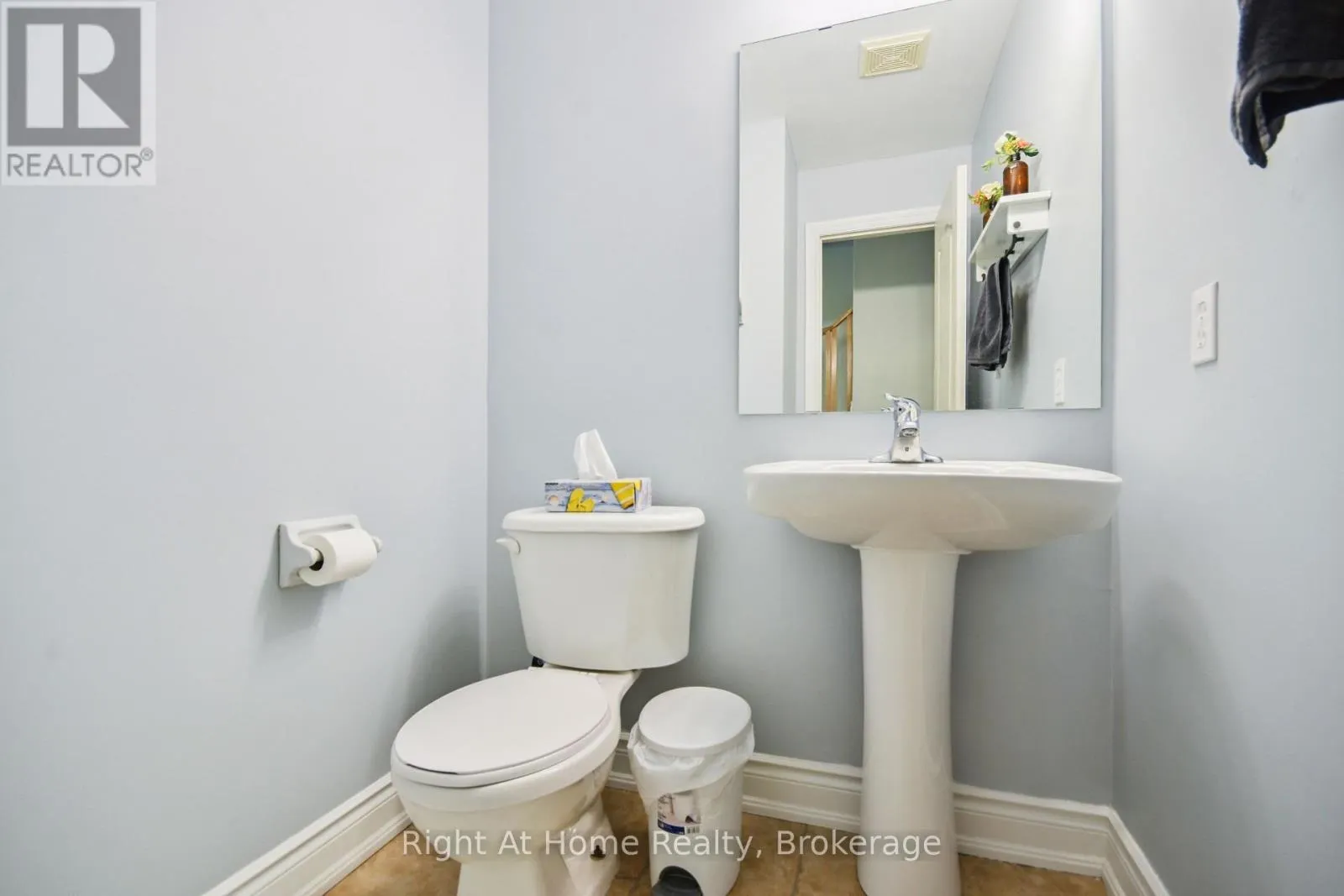 34 - 5080 FAIRVIEW STREET, #34