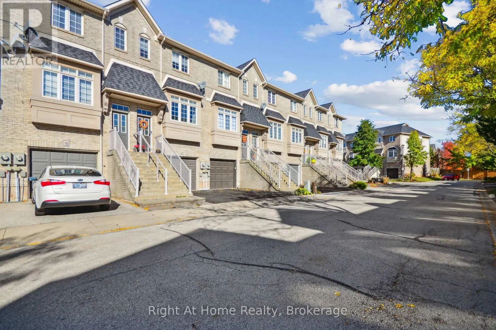 34 - 5080 FAIRVIEW STREET, #34