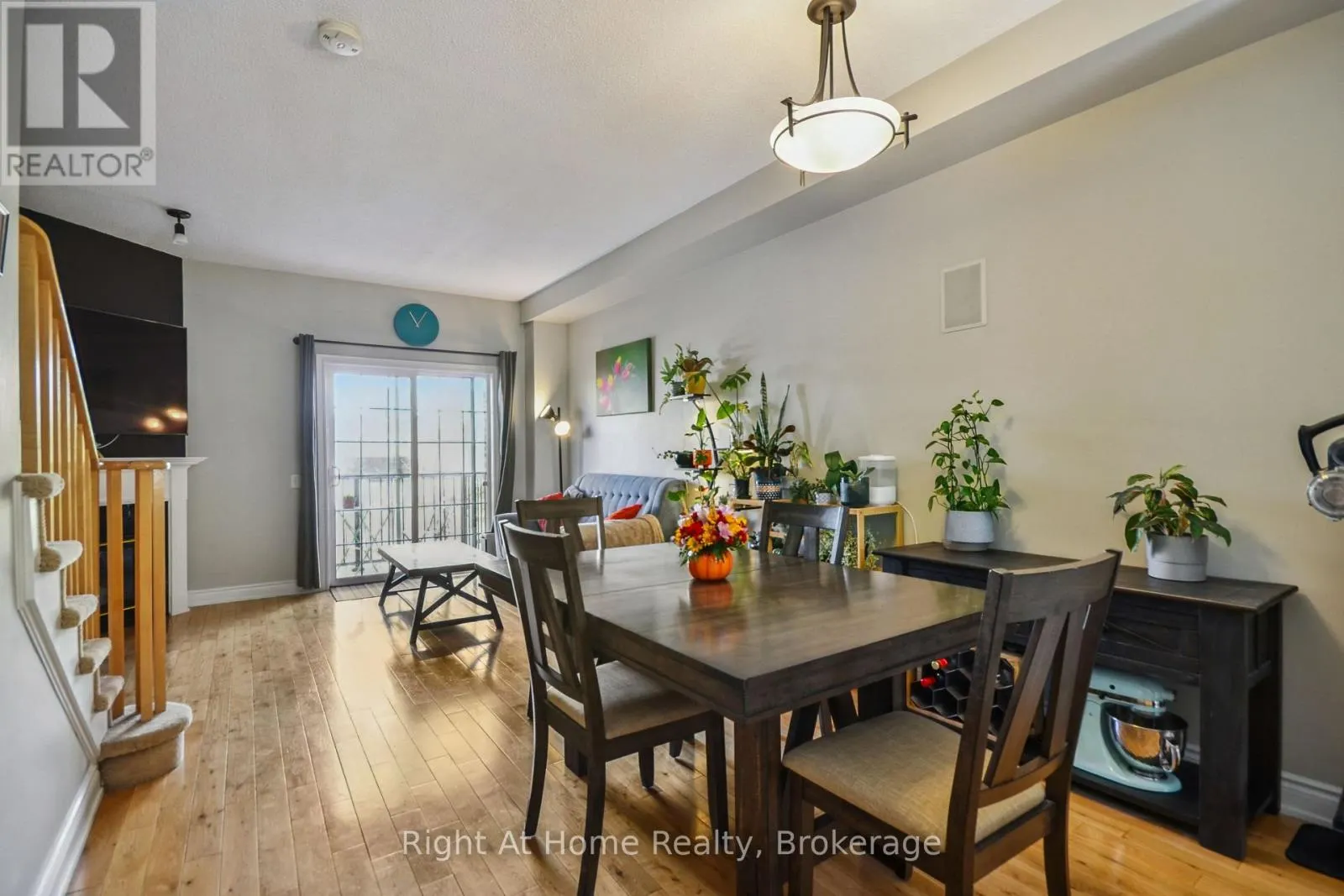 34 - 5080 FAIRVIEW STREET, #34