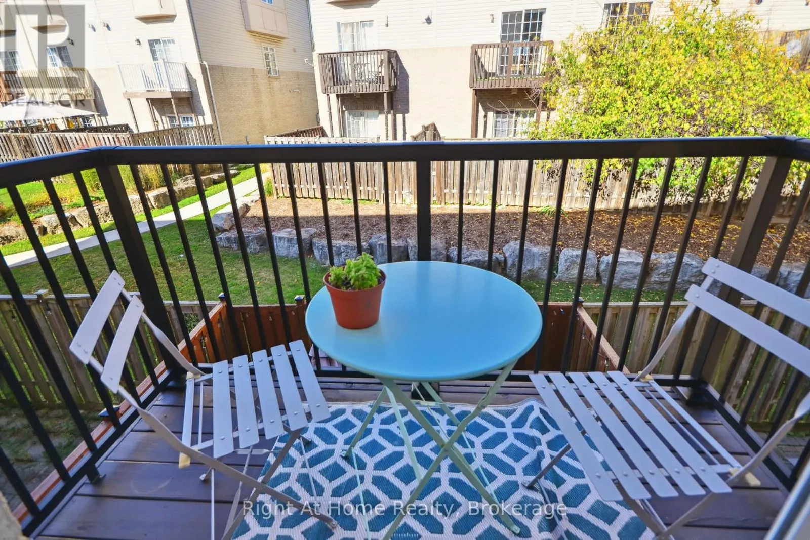 34 - 5080 FAIRVIEW STREET, #34