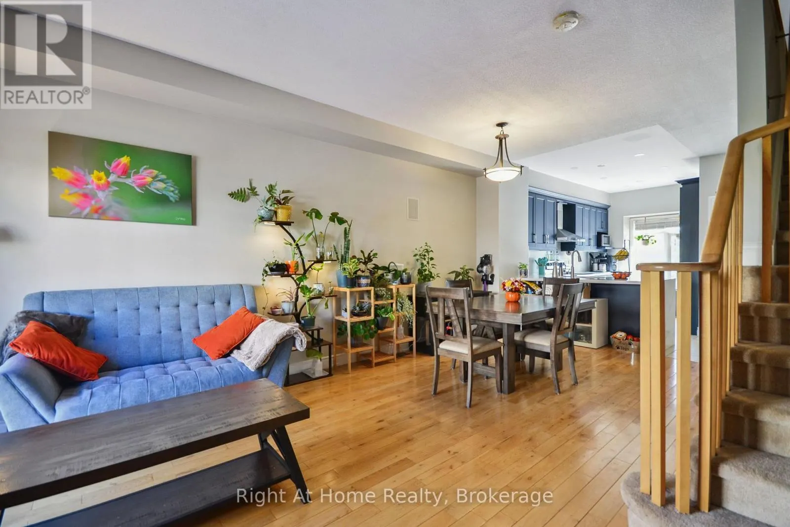 34 - 5080 FAIRVIEW STREET, #34