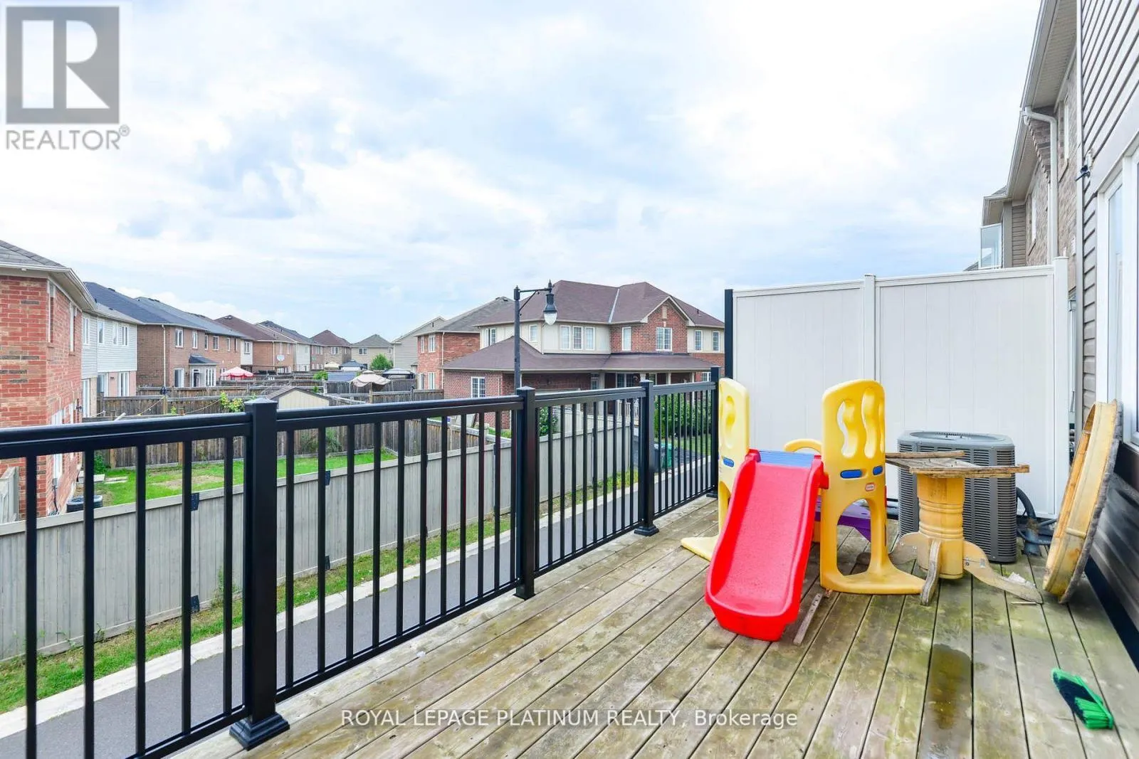 12 GANTON HEIGHTS