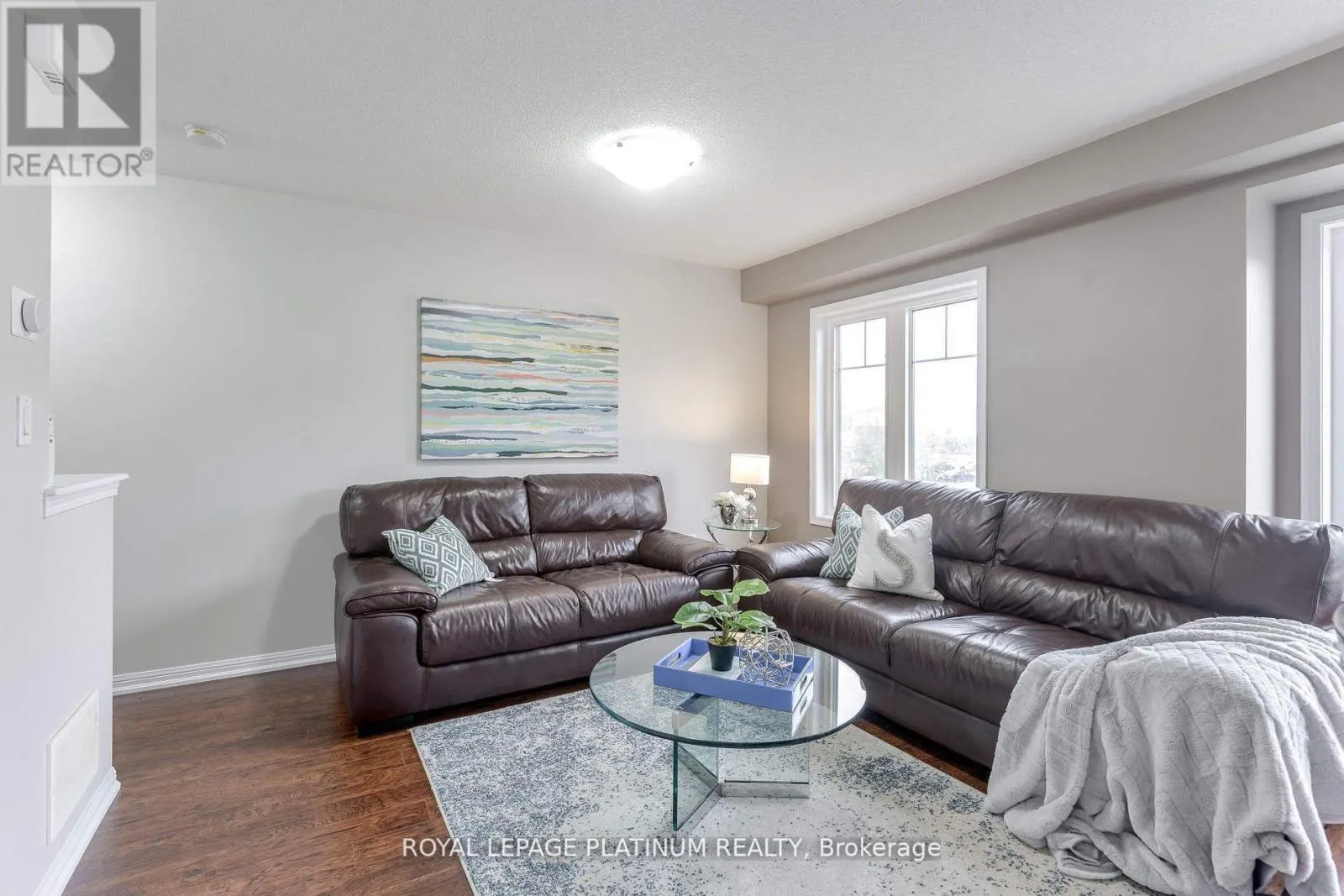 12 GANTON HEIGHTS