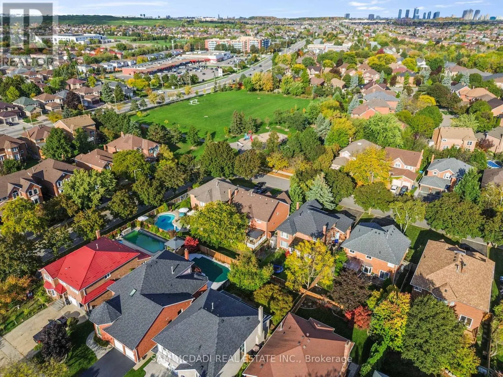 LOWER - 5436 EDENCROFT CRESCENT