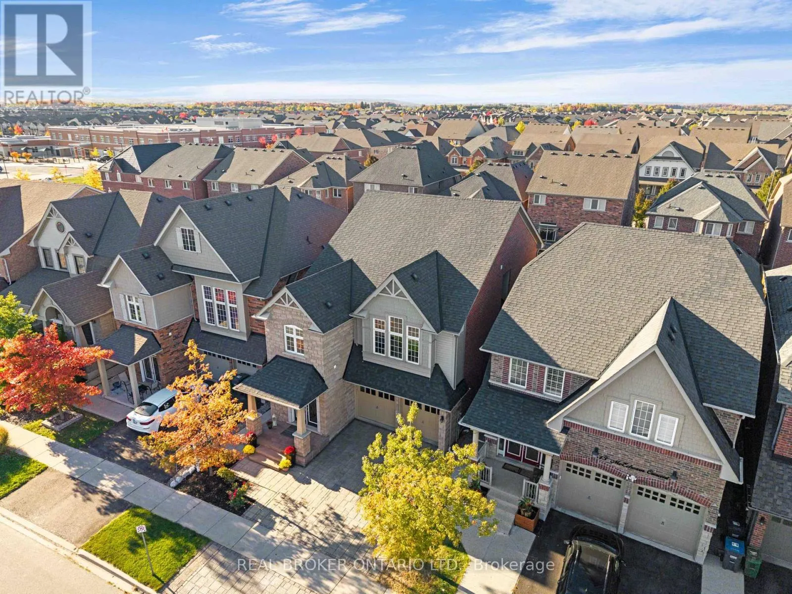 11 MCECHEARN CRESCENT