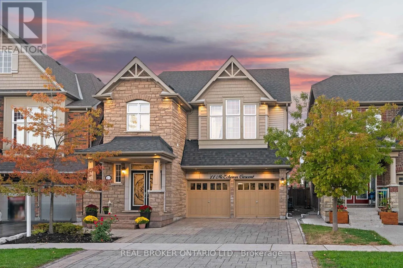 11 MCECHEARN CRESCENT