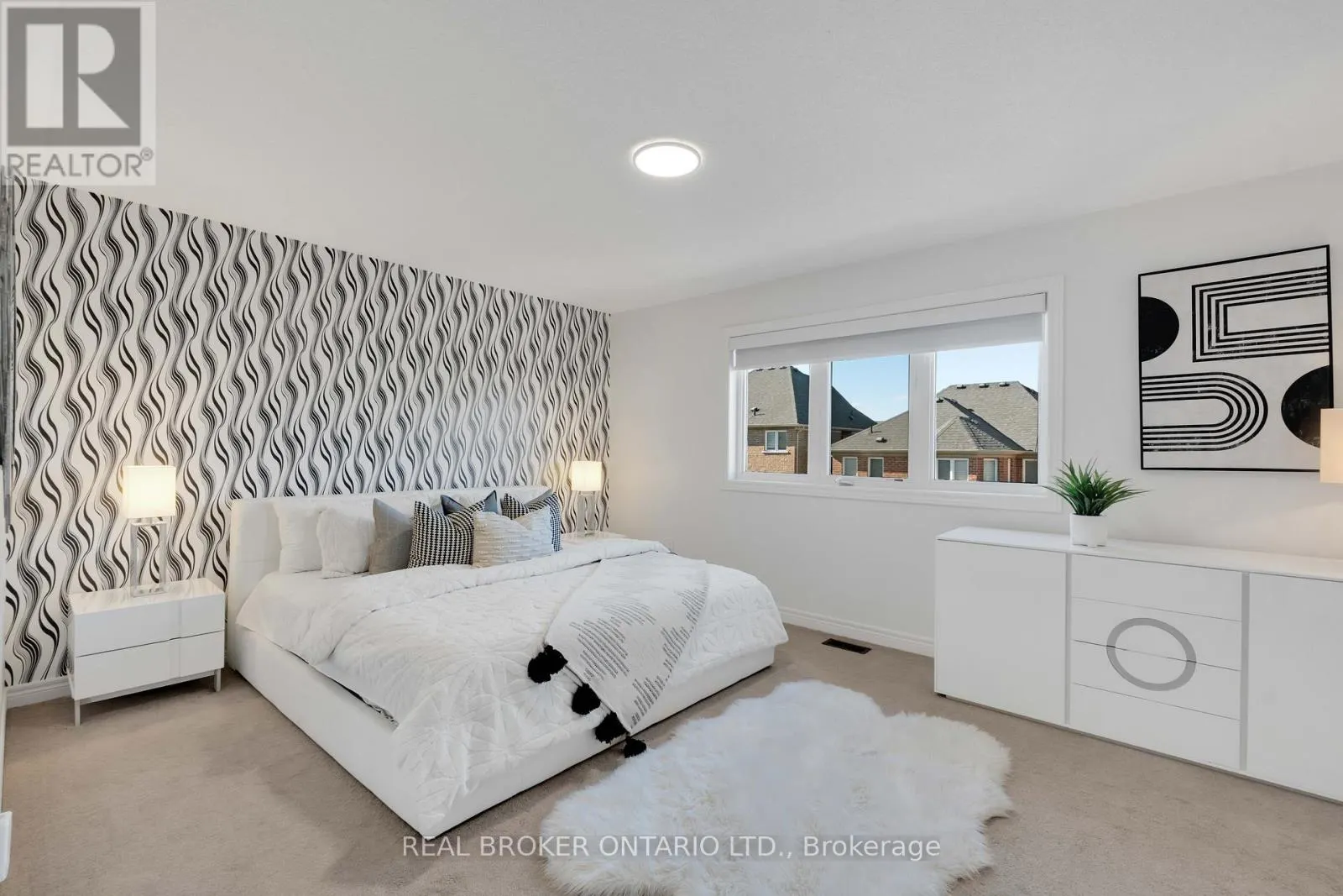 11 MCECHEARN CRESCENT