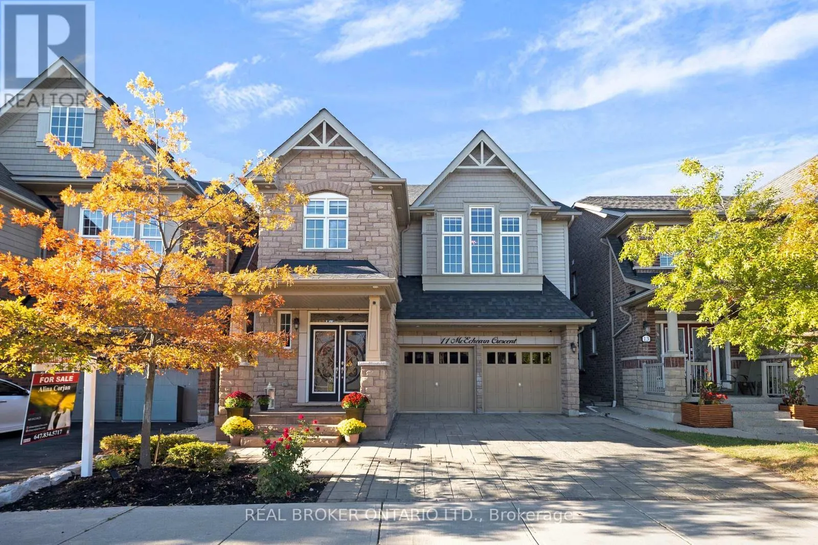 11 MCECHEARN CRESCENT