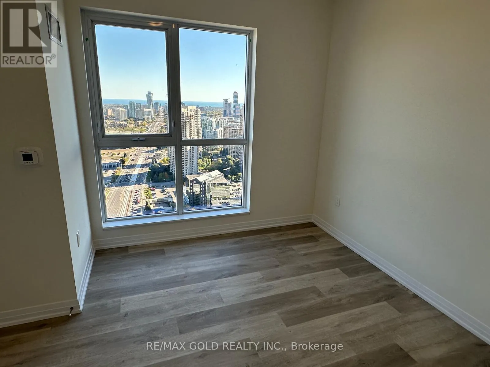 3601 - 15 WATERGARDEN DRIVE