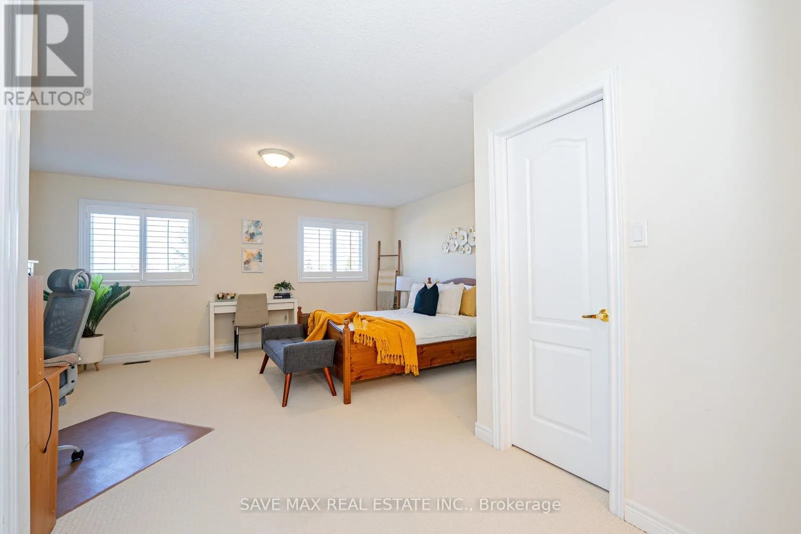 84 ROCKY POINT CRESCENT