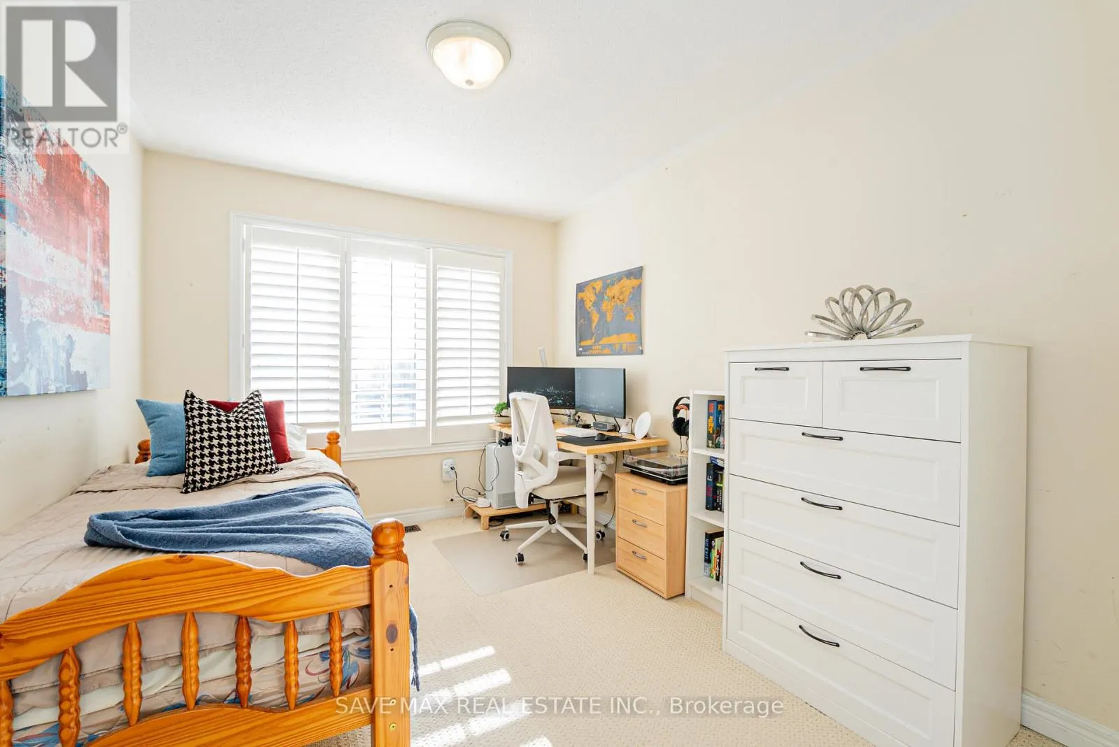 84 ROCKY POINT CRESCENT