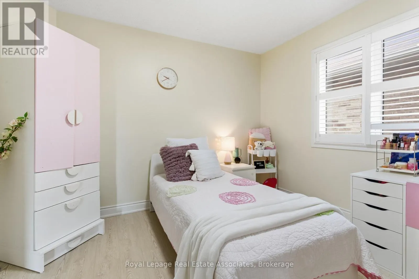 435 POZBOU CRESCENT