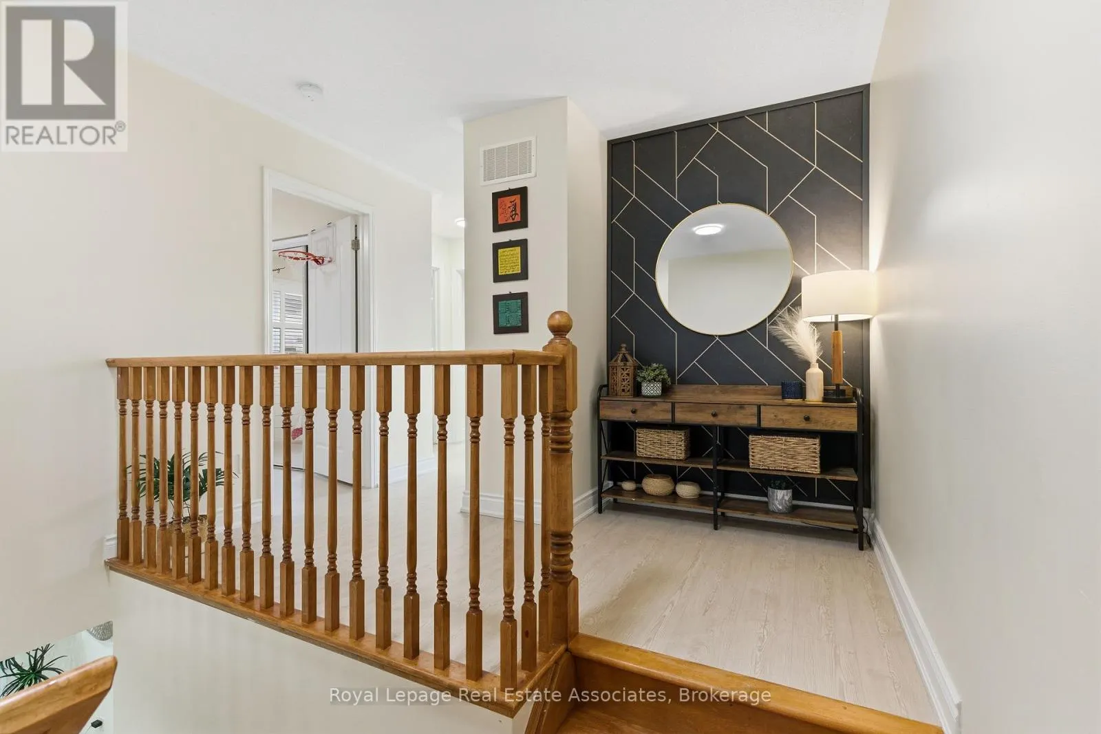 435 POZBOU CRESCENT