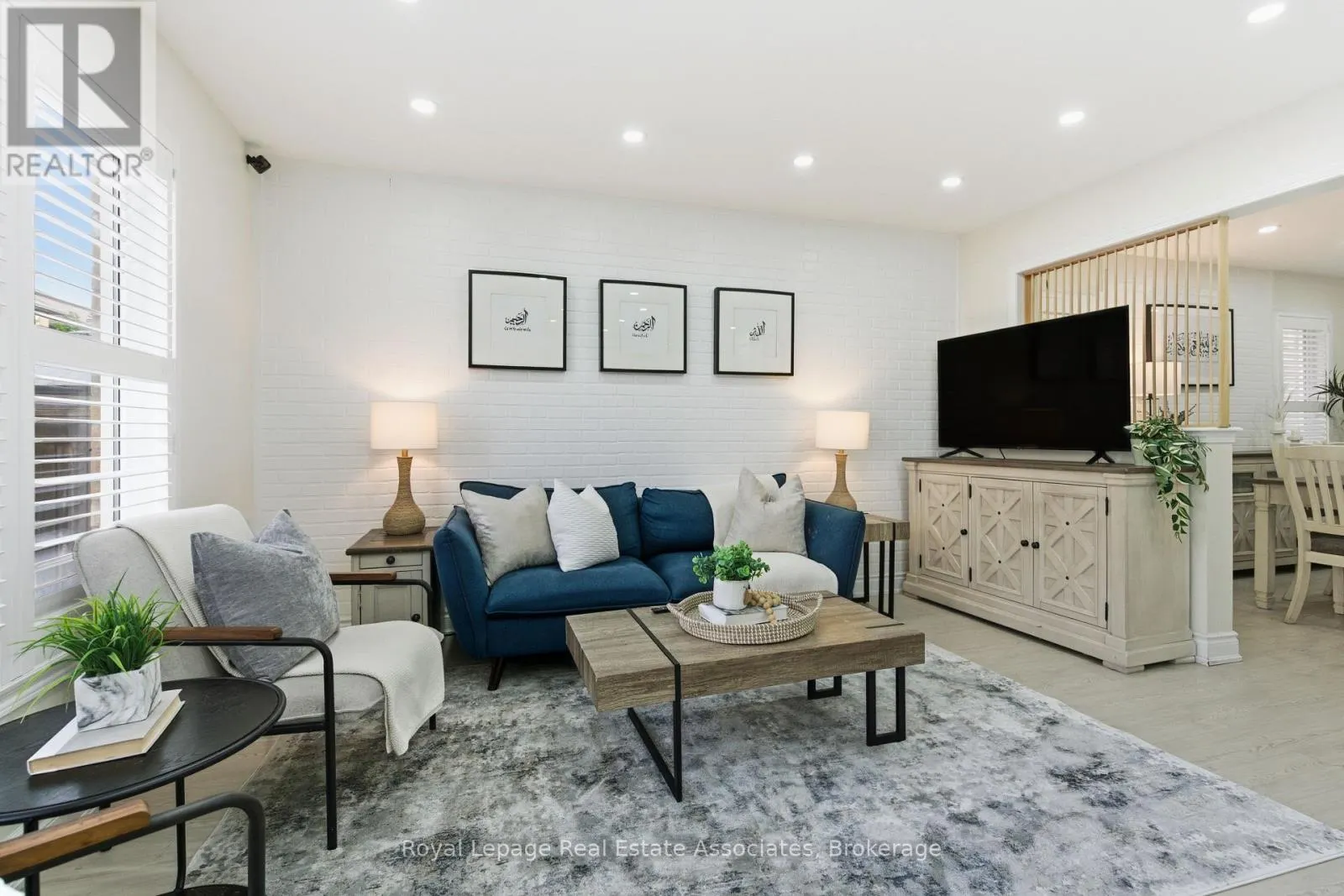 435 POZBOU CRESCENT
