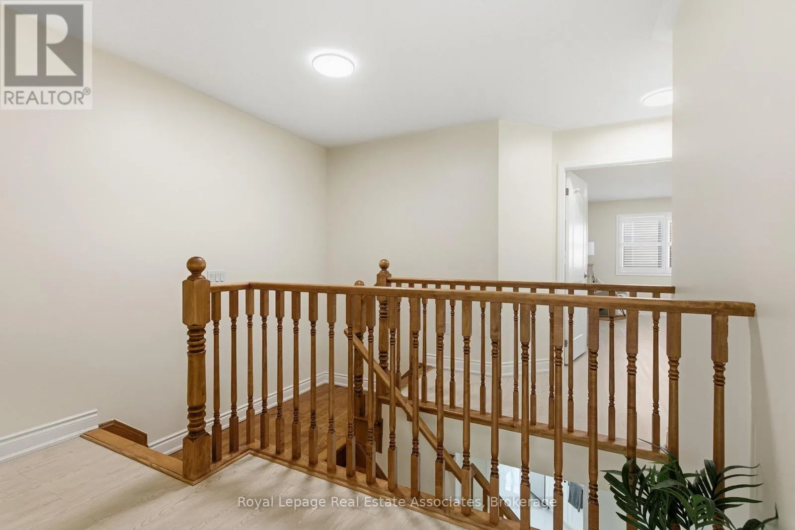 435 POZBOU CRESCENT
