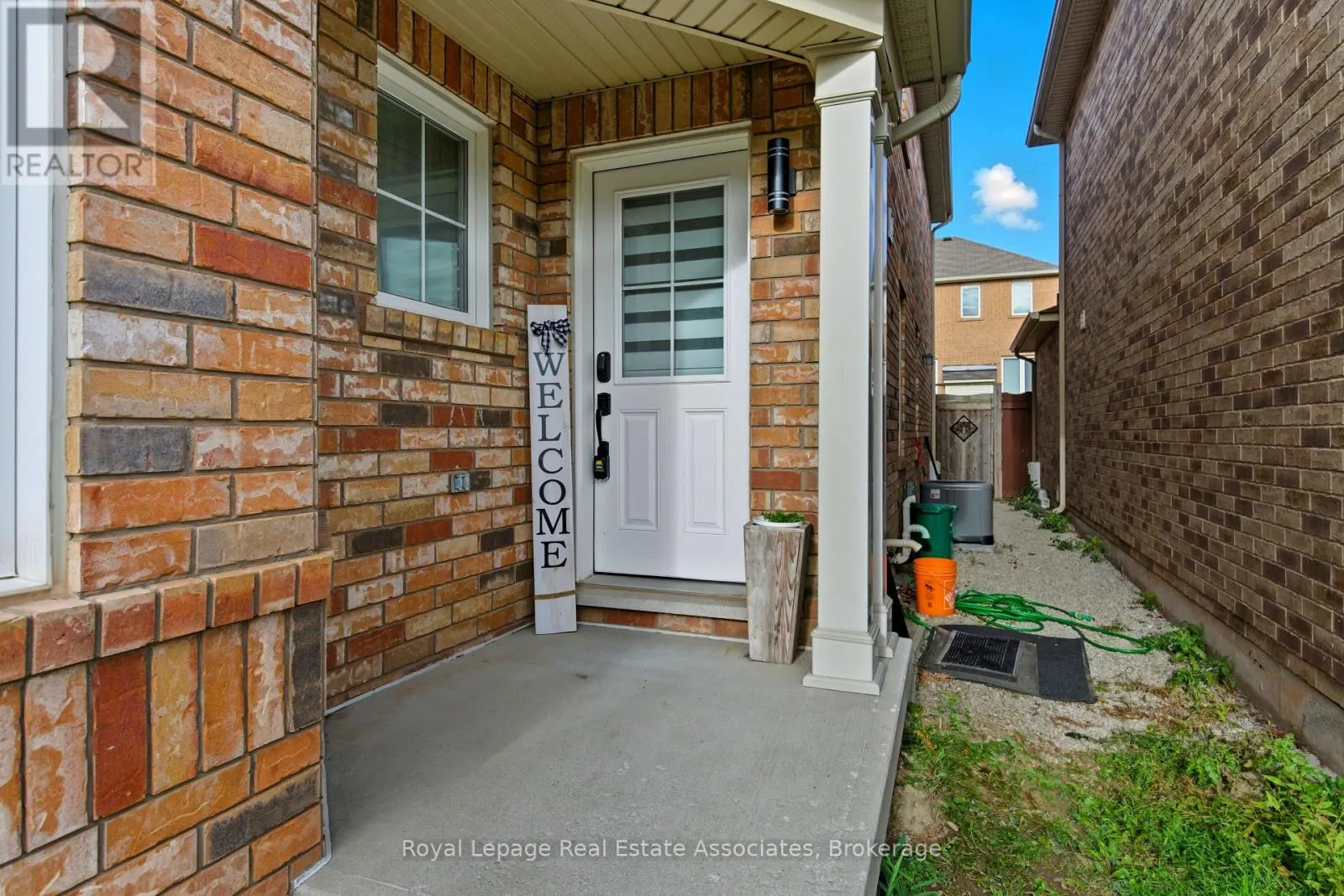 435 POZBOU CRESCENT