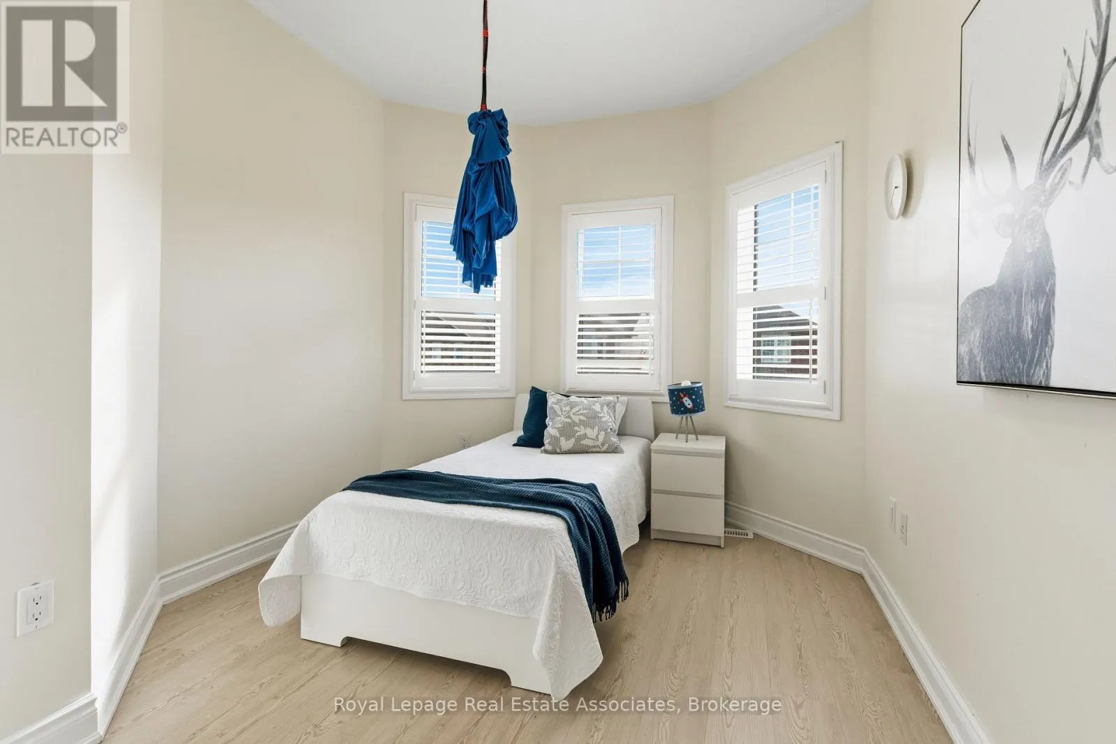 435 POZBOU CRESCENT