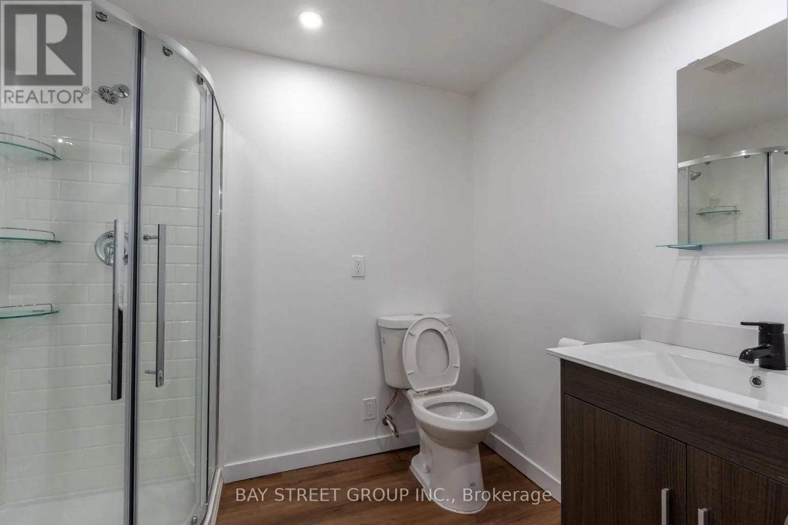 UNIT A - 2662 KINNERTON CRESCENT