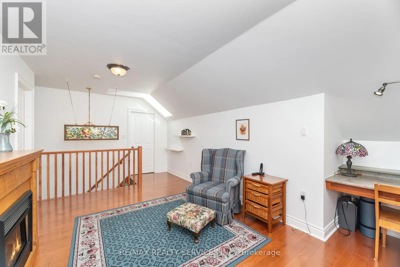 24 PUTNEY ROAD