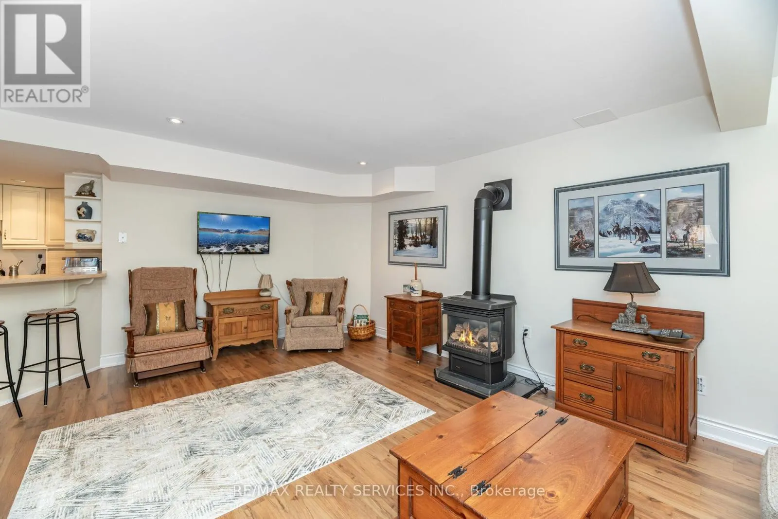 24 PUTNEY ROAD