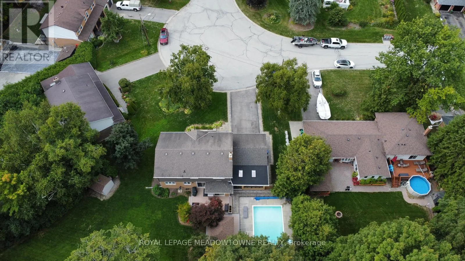 40 HILLTOP DRIVE