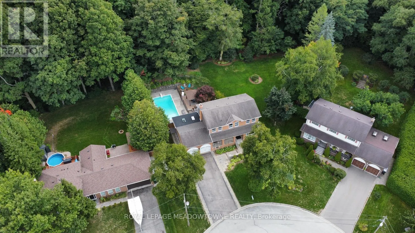 40 HILLTOP DRIVE