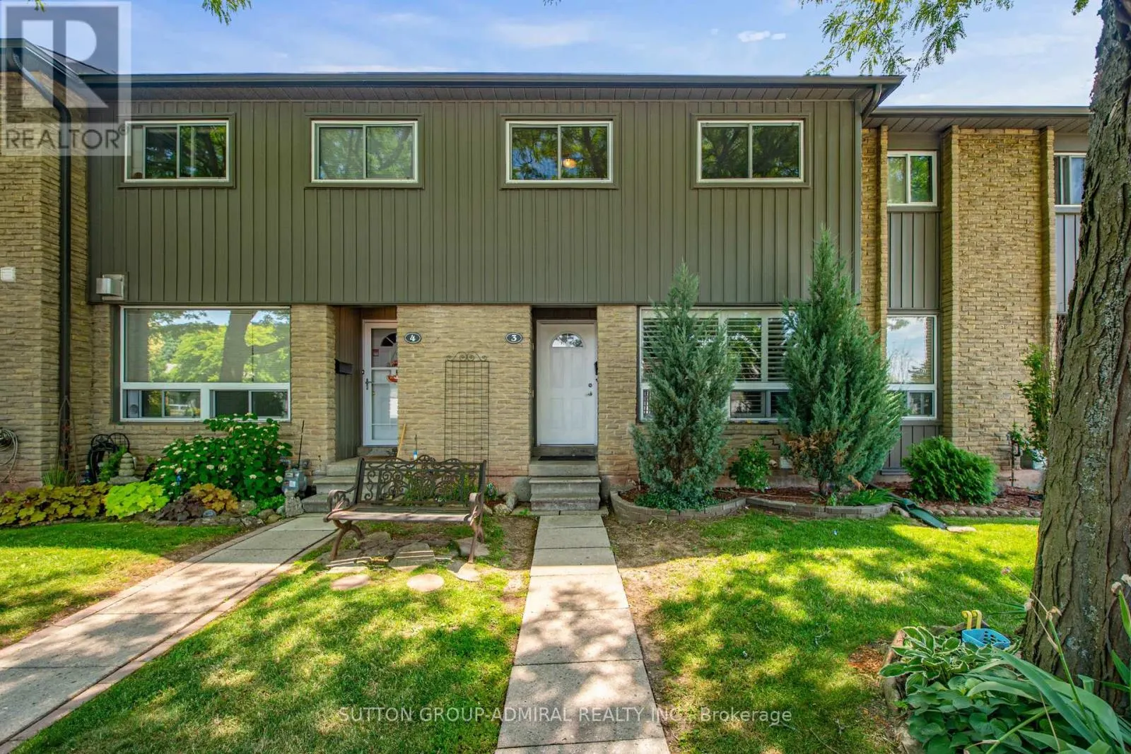 3 - 1517 ELM ROAD