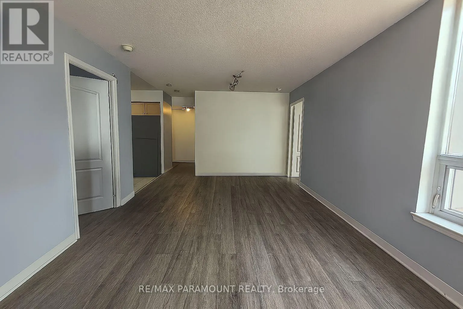 1105 - 4080 LIVING ARTS DRIVE