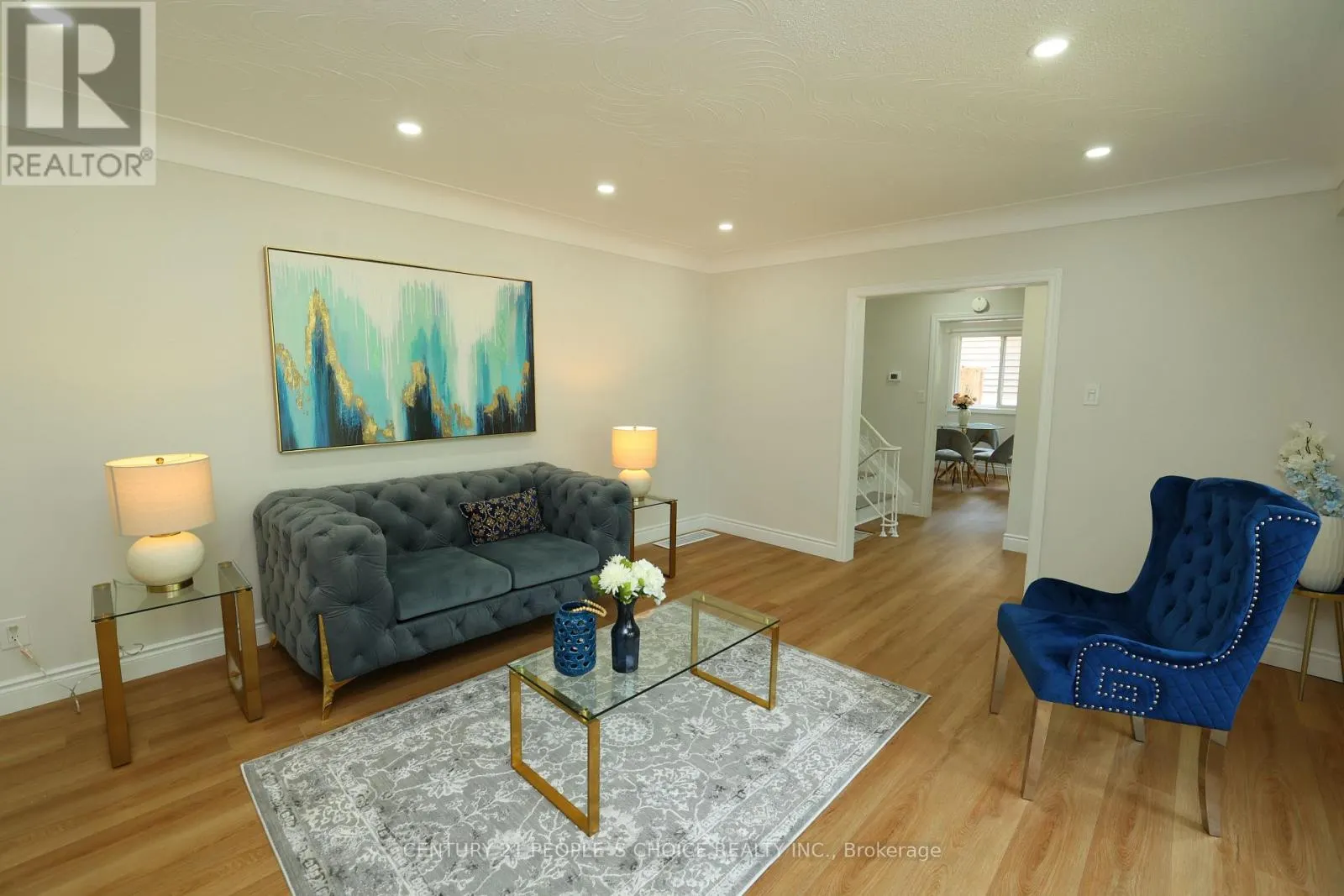 608 THORNWOOD AVENUE