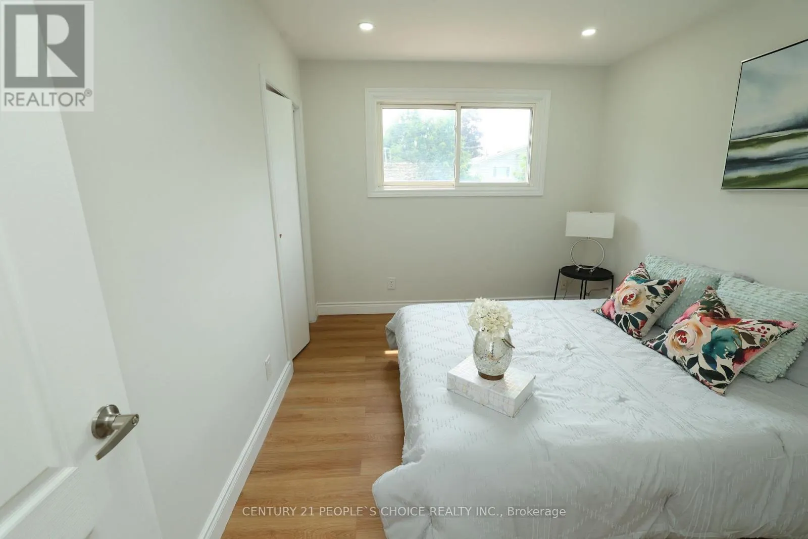 608 THORNWOOD AVENUE