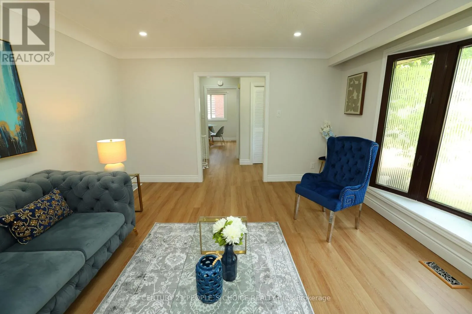 608 THORNWOOD AVENUE