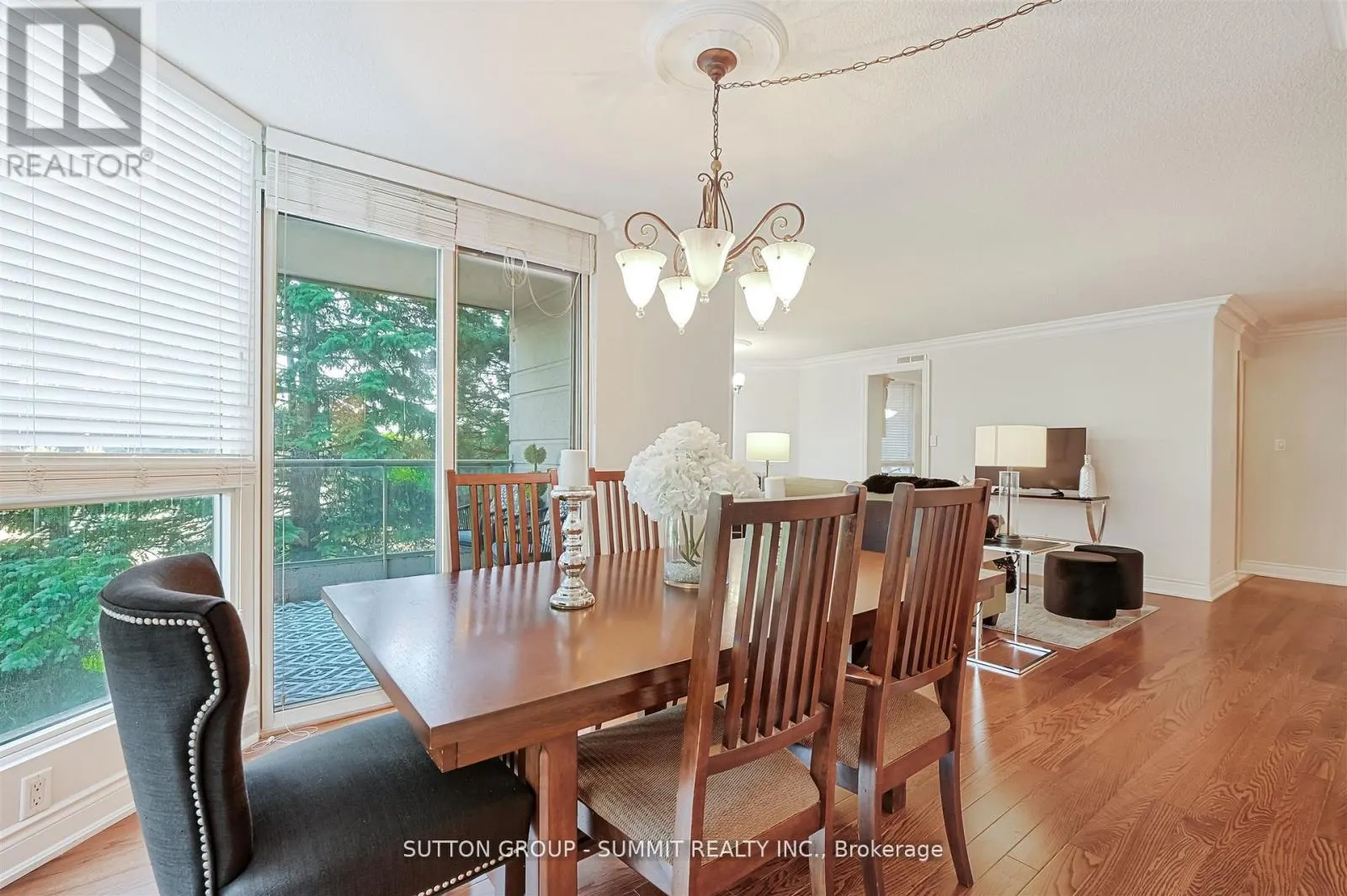 209 - 55 KINGSBRIDGE GARDEN CIRCLE