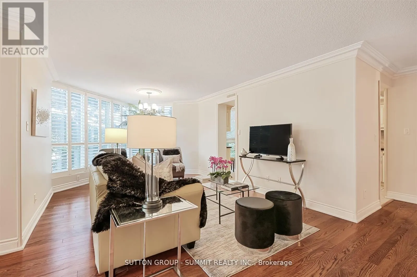 209 - 55 KINGSBRIDGE GARDEN CIRCLE