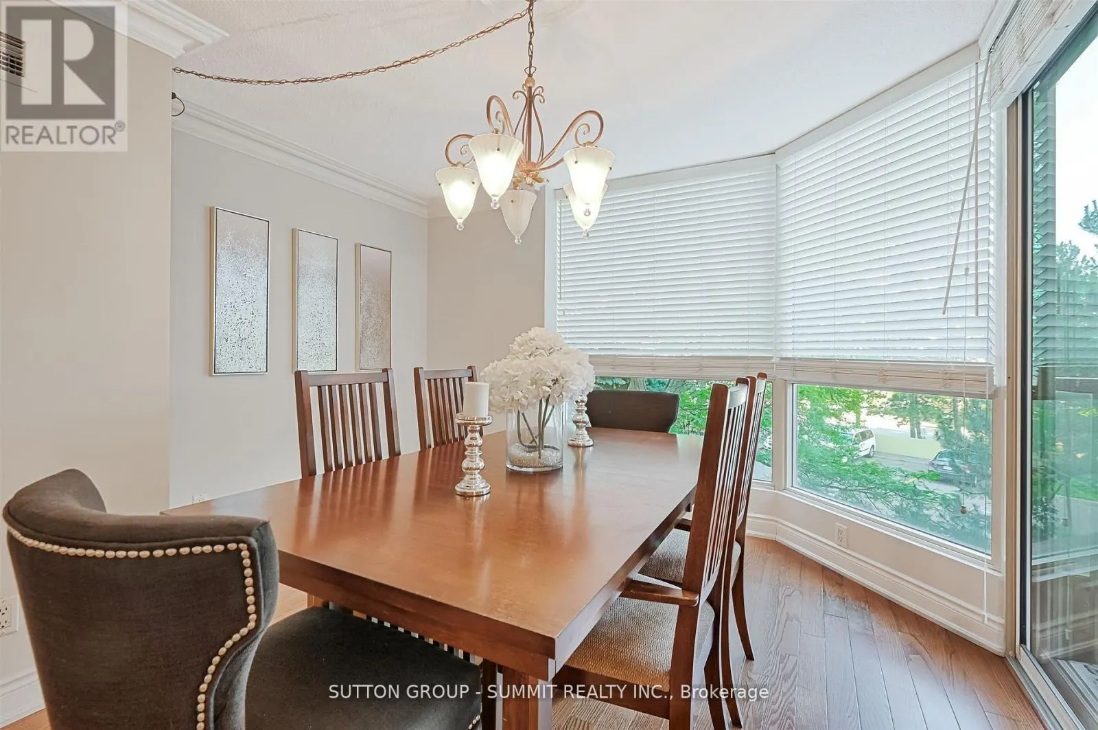 209 - 55 KINGSBRIDGE GARDEN CIRCLE
