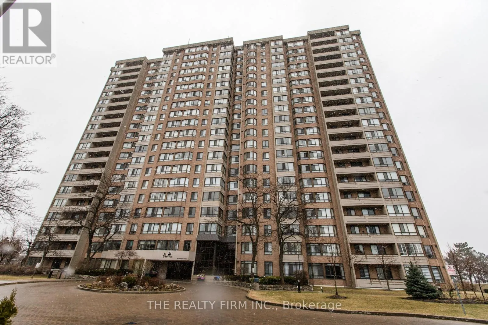 406 - 100 COUNTY COURT BOULEVARD, #406