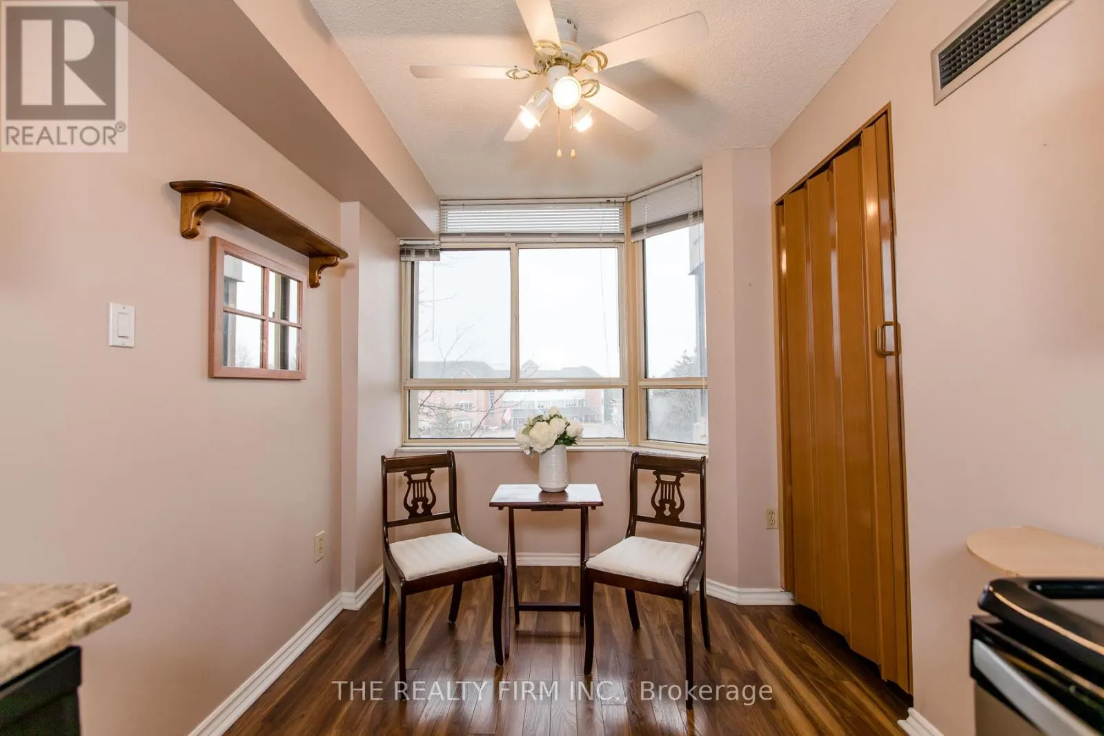 406 - 100 COUNTY COURT BOULEVARD, #406