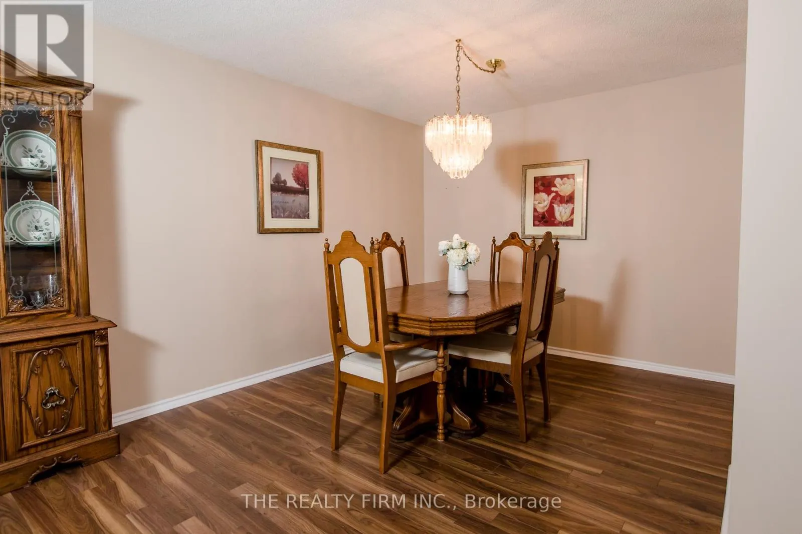 406 - 100 COUNTY COURT BOULEVARD, #406