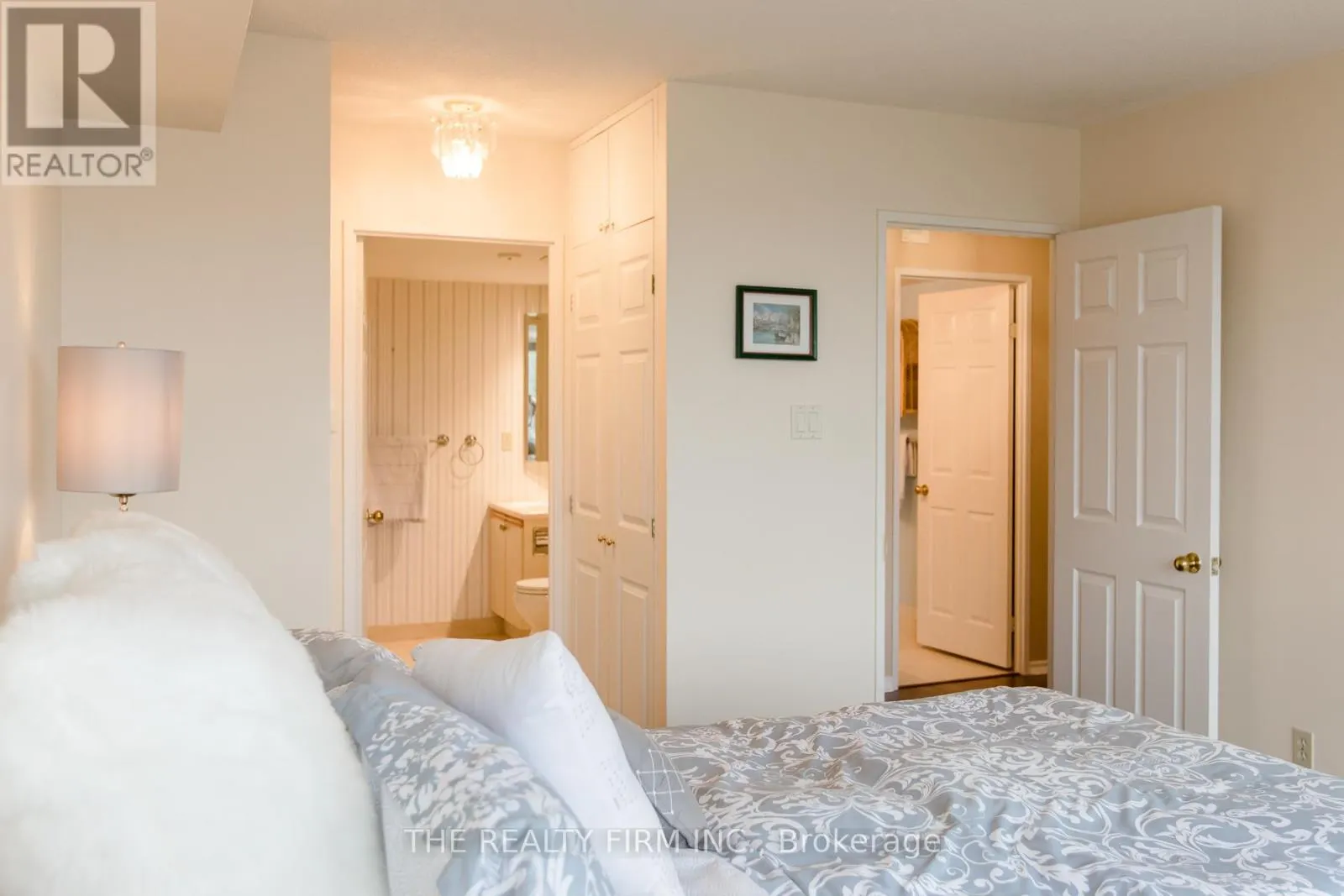 406 - 100 COUNTY COURT BOULEVARD, #406