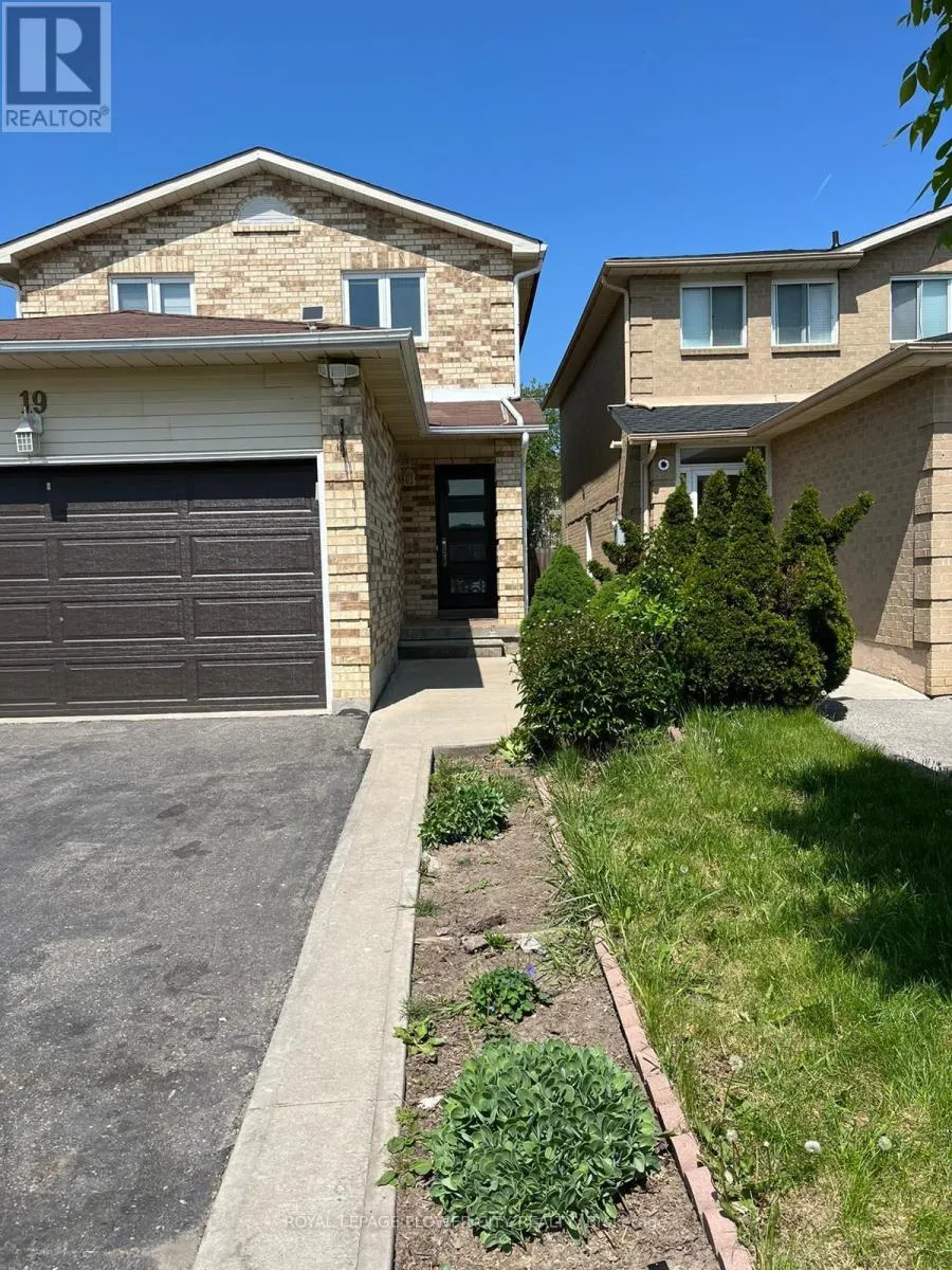 19 MUSKOKA STREET