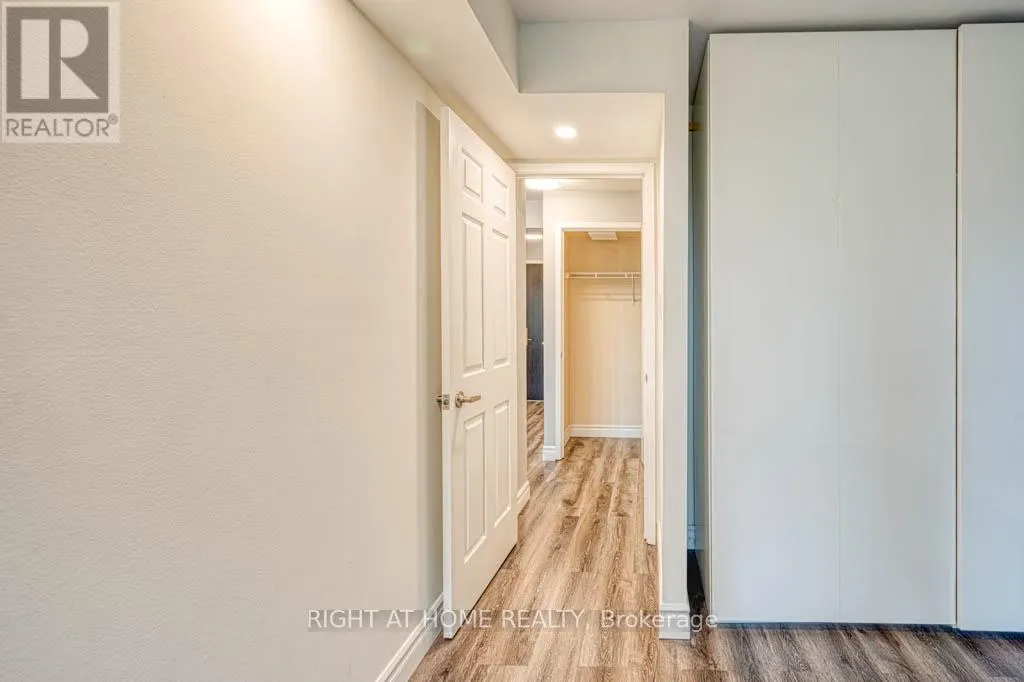 313 - 55 KINGSBRIDGE GARDEN CIRCLE