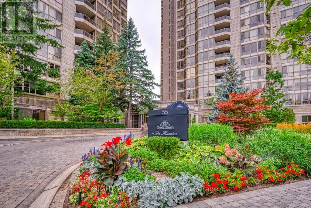 313 - 55 KINGSBRIDGE GARDEN CIRCLE