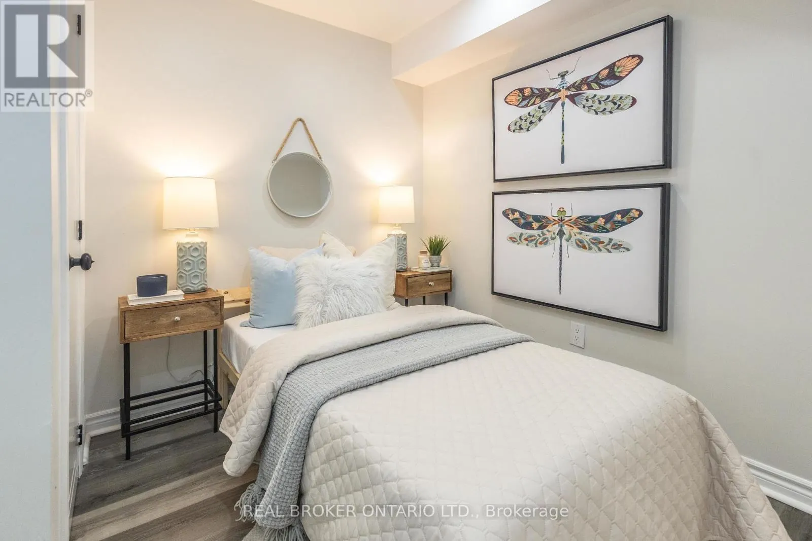 36 - 5255 GUILDWOOD WAY