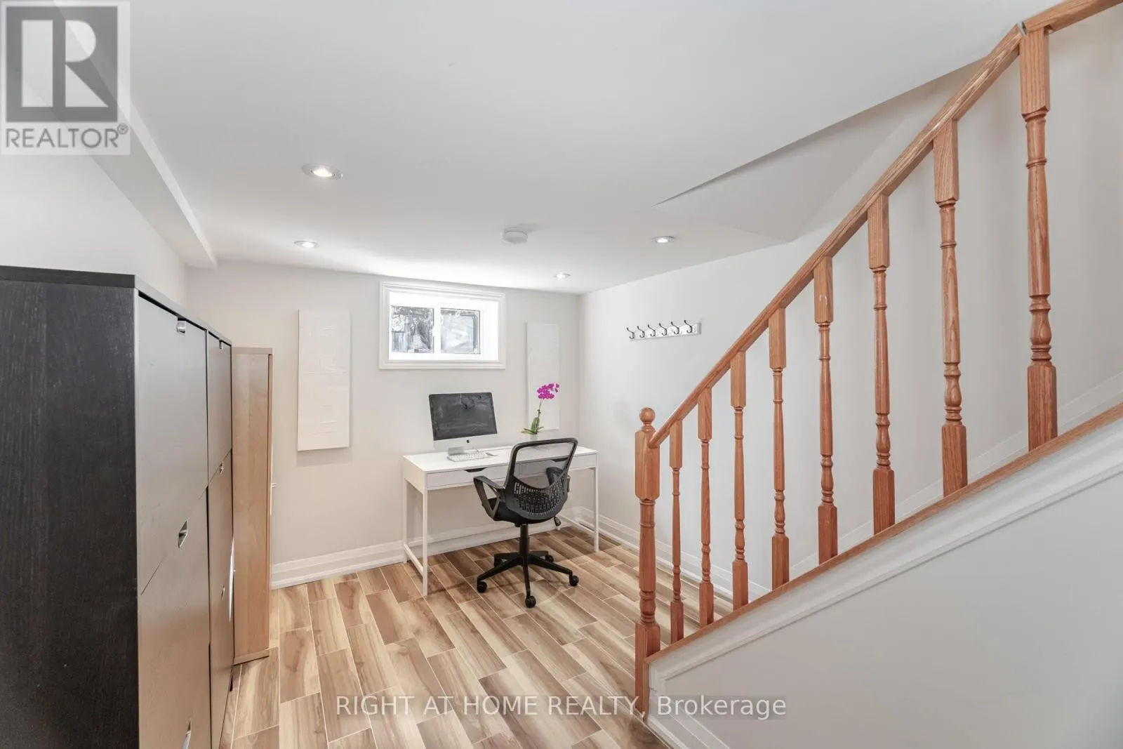 75 EMERALD CRESCENT