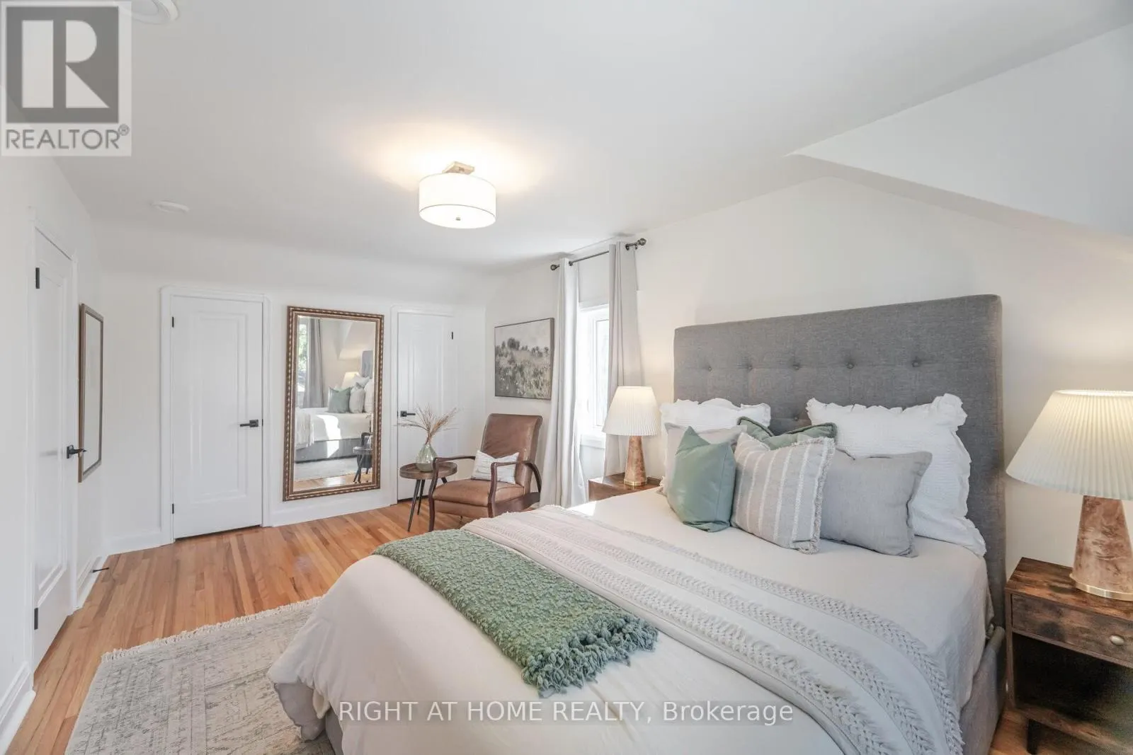 75 EMERALD CRESCENT