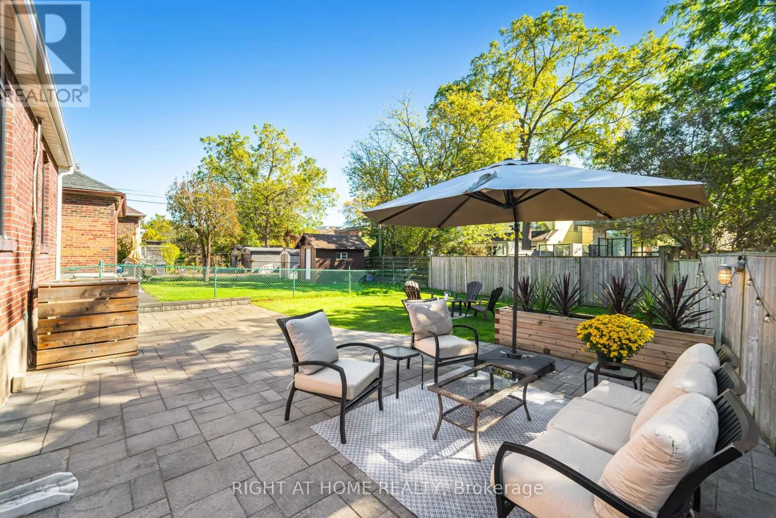 75 EMERALD CRESCENT