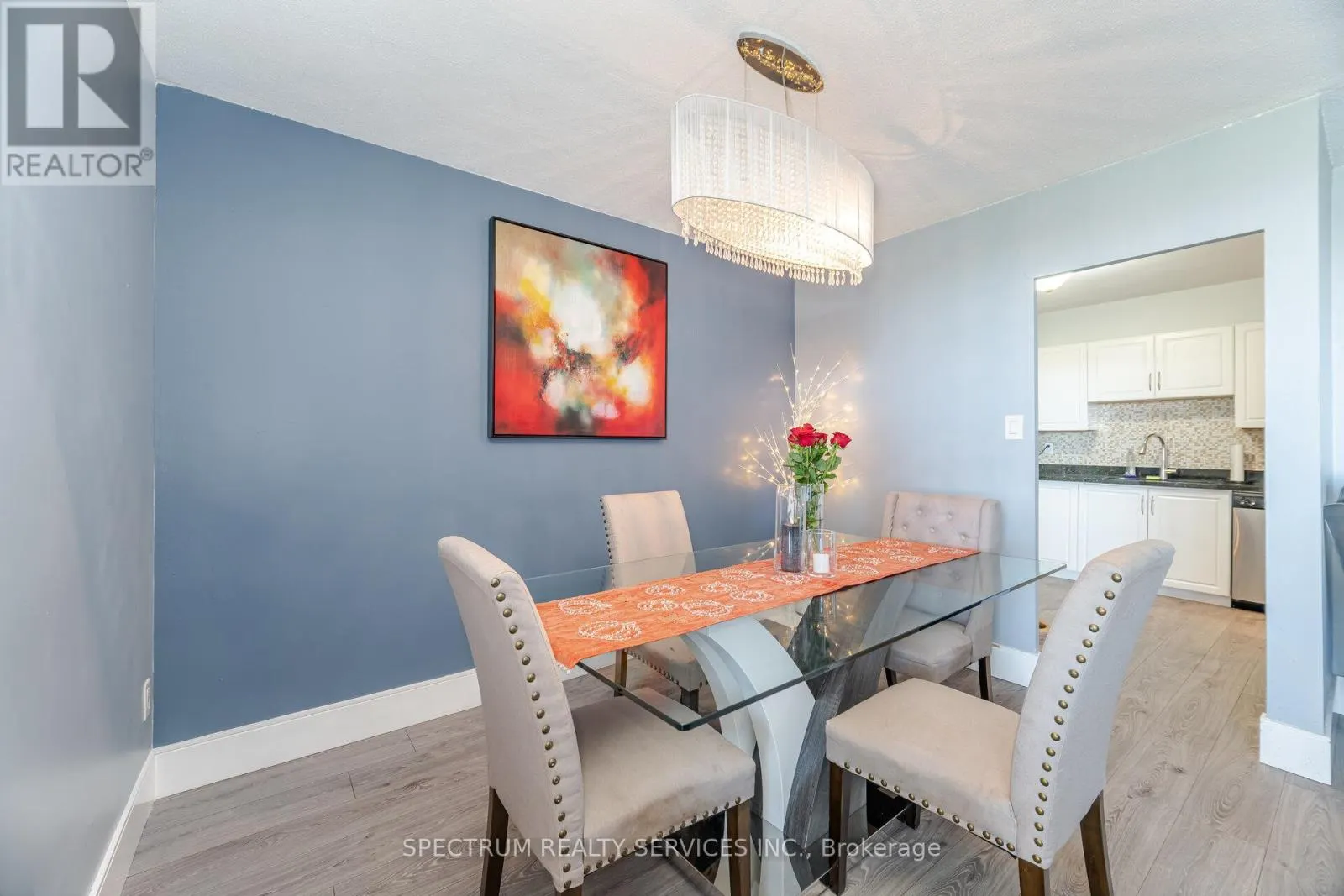 1210 - 85 EMMETT AVENUE