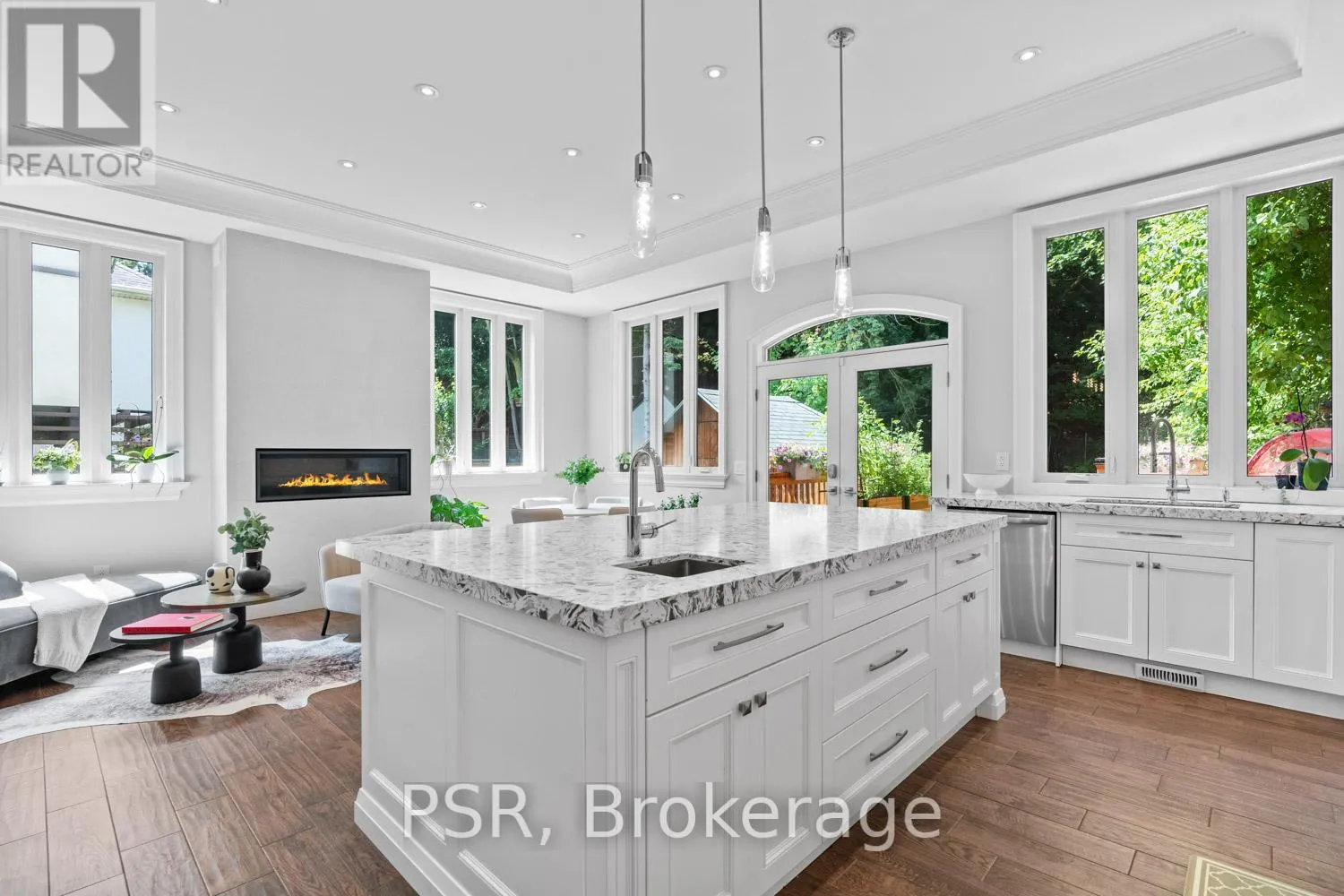 76 SOUTH KINGSWAY